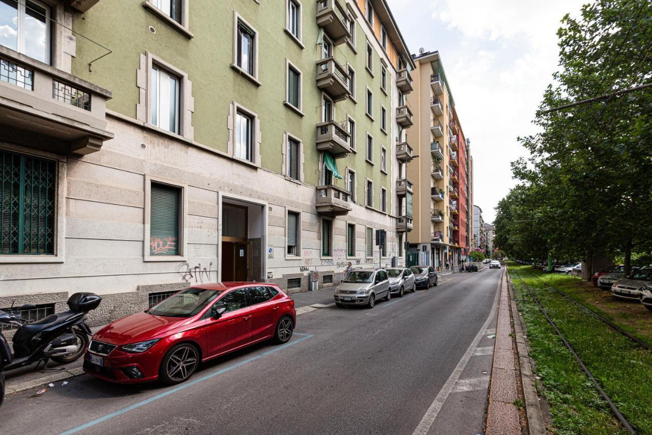 Guesthost - Ca' Granda M5 Bright Apartment * Mailand