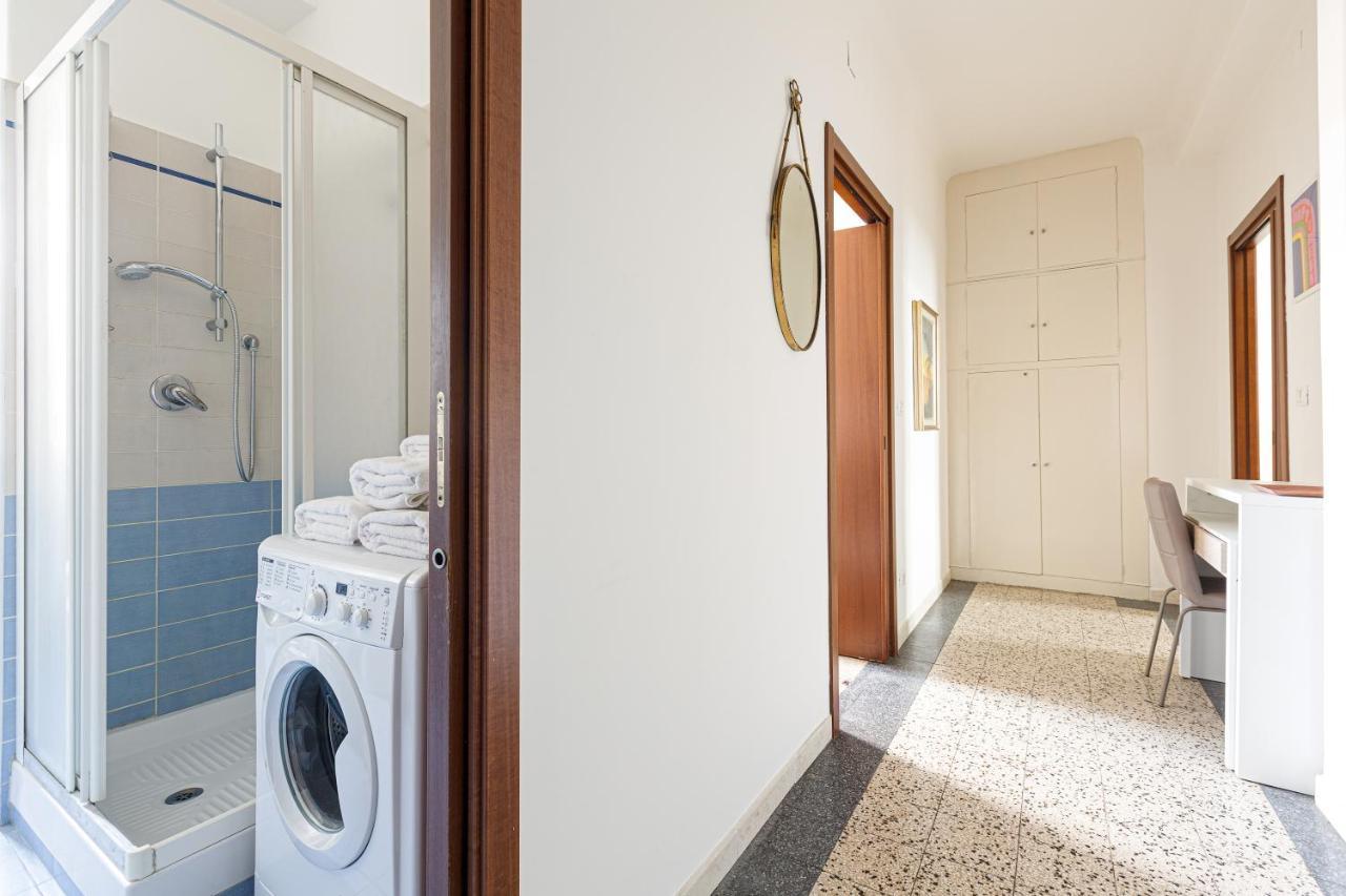 Guesthost - Ca' Granda M5 Bright Apartment * Mailand