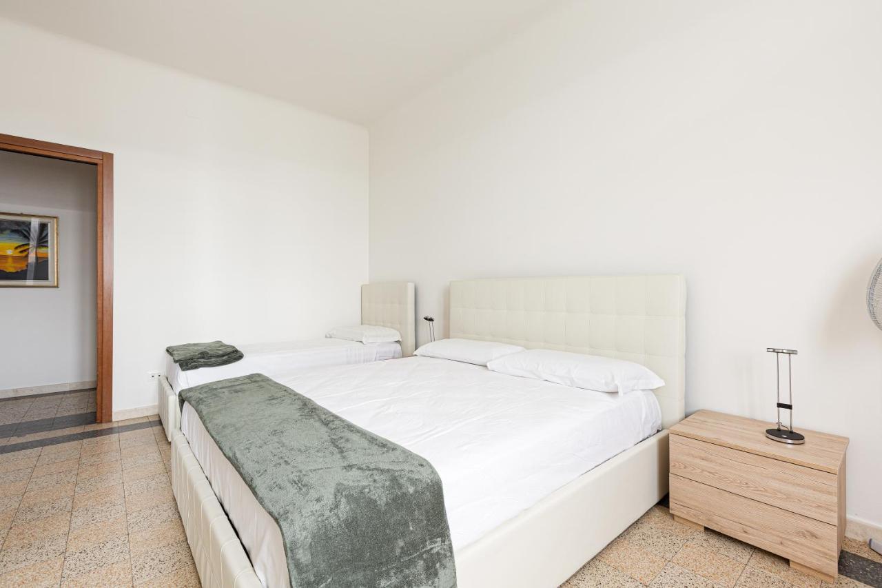 Guesthost - Ca' Granda M5 Bright Apartment Apartment